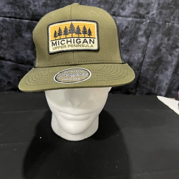 Michigan Upper Peninsula Green Black Mesh Baseball Cap SnapBack Zephyr ZHat NWT - Picture 2 of 8